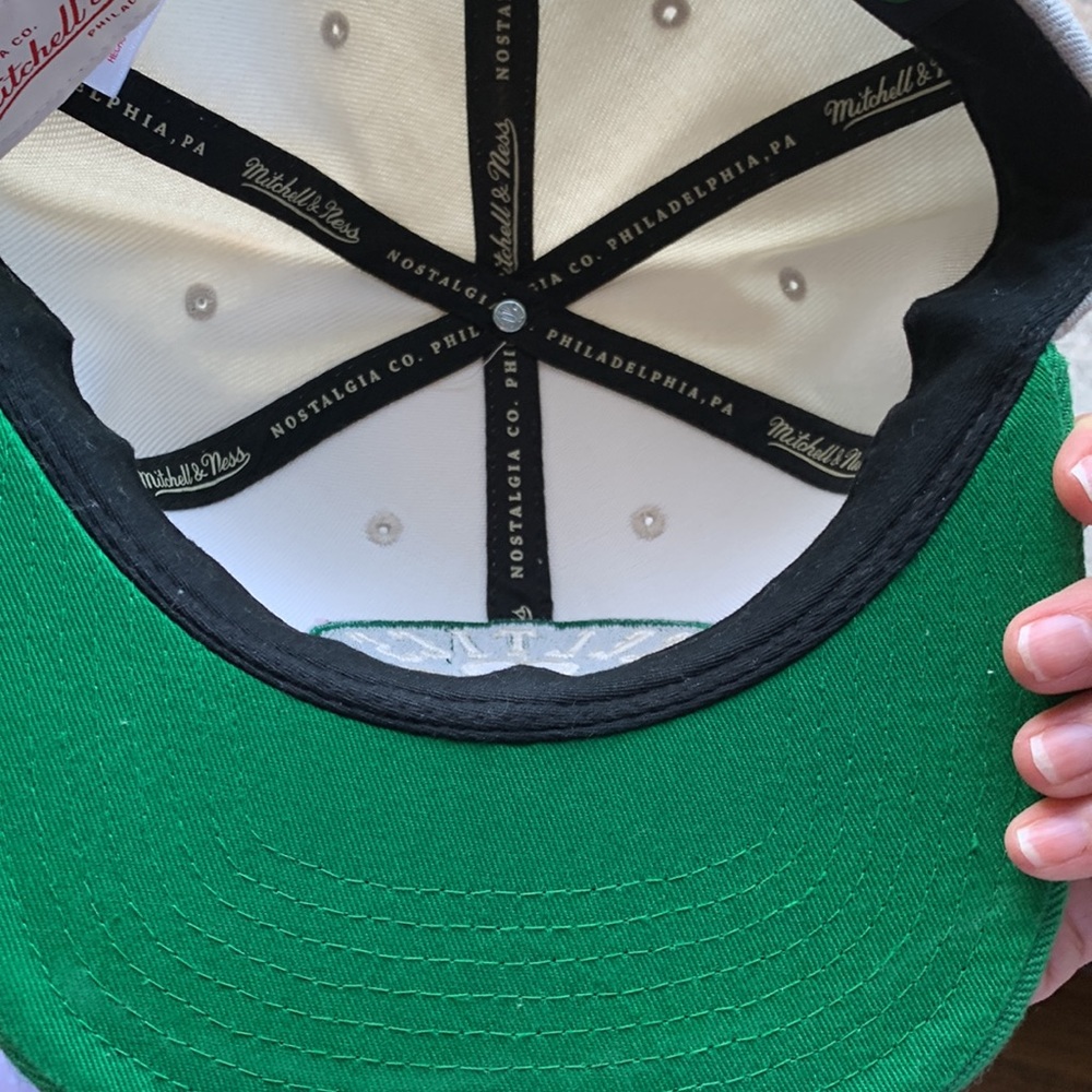 Celtics Hat - trucker style adjustable - Picture 7 of 7